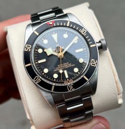 TUDOR Black Bay Fifty-Eight Black Dial Men’s Watch Item No. M79030N-0001 39mm ( Replica )