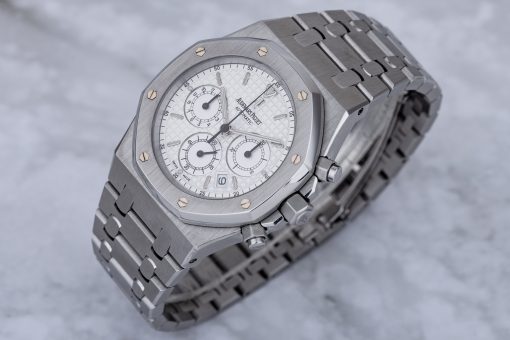 AUDEMARS PIGUET  Royal Oak Chronograph Silver Guilloche Dial Men’s Watch Item No. 25860ST.OO.1110ST.05