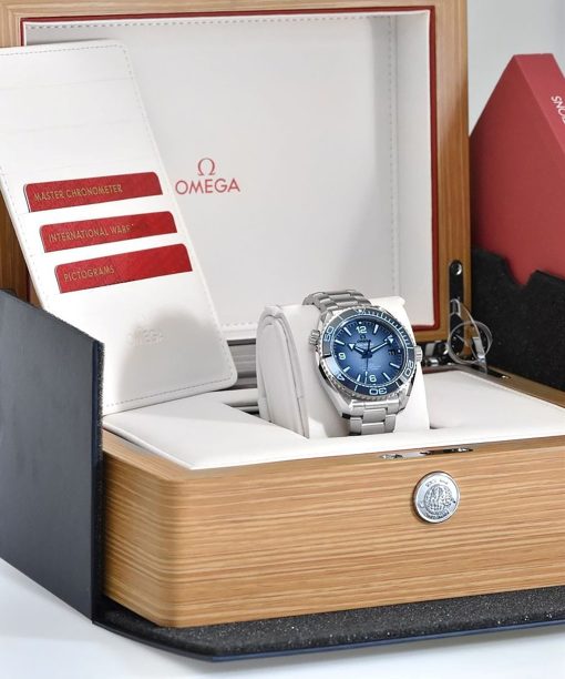 OMEGA  Seamaster Automatic Chronometer Summer Blue Dial Men’s Watch Item No. 234.30.41.21.03.002