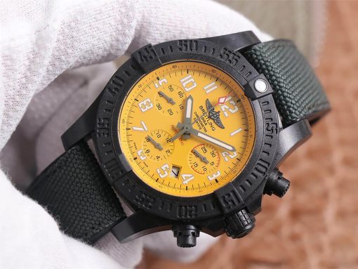 Breitling XB0180E41I1W1 Avenger Hurricane 12H Exclusive Ultralight Polymer Breitlight 45mm Yellow