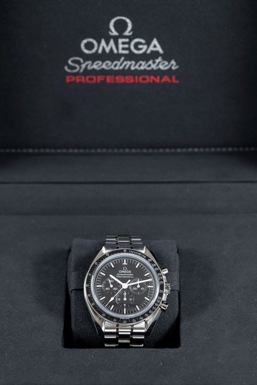 OMEGA Speedmaster Hand Wind Black Dial Men’s Watch Item No. 310.30.42.50.01.002