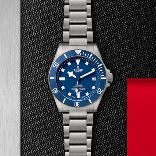 TUDOR Pelagos Automatic 42 mm Titanium and Stainless Steel