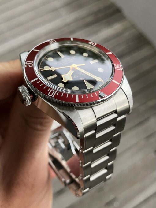 Tudor Heritage Black Bay Red 79230R