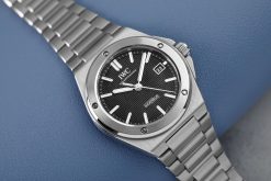 IWC Ingenieur Automatic Aqua dial