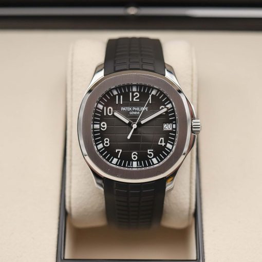 PATEK PHILIPPE Aquanaut Automatic Black Dial Stainless Steel Men’s Watch Item No. 5167A-001