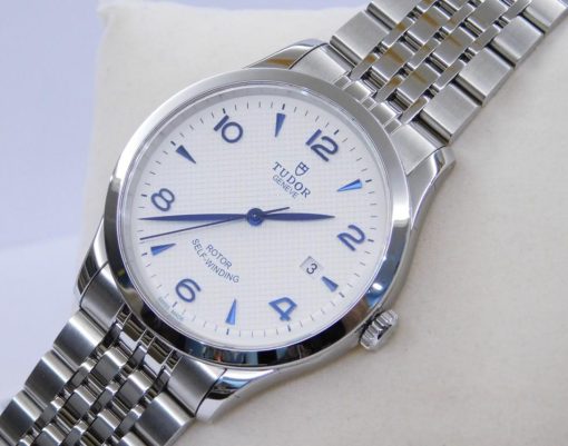 TUDOR 1926 Automatic 41 mm Opaline Dial Men’s Watch Item No. M91650-0005