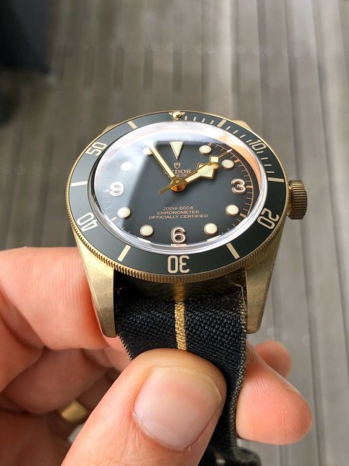 Tudor Black Bay Bronze M79250BA-0002 43mm