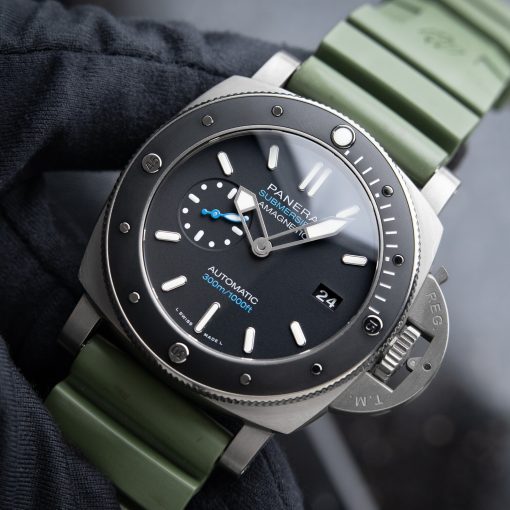 Panerai Luminor Submersible PAM01389 47mm Watch Black Dial Green Strap Men’s Watch