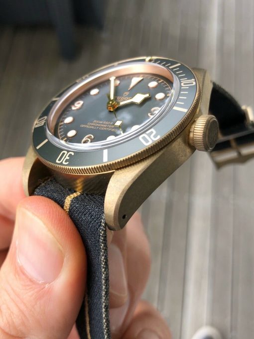 Tudor Black Bay Bronze M79250BA-0002 43mm