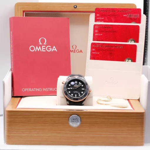 Omega Seamaster Diver 300m Yellow Gold On Rubber Strap