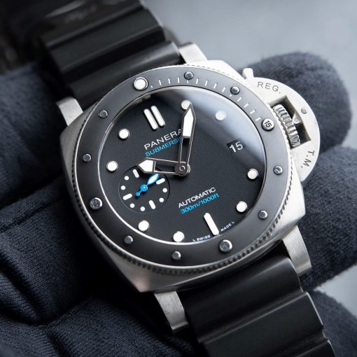 Panerai Luminor Submersible Black Dial Ceramic Bezel Steel Diver Pam683