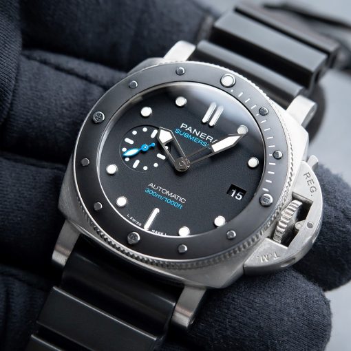 Panerai Luminor Submersible Black Dial Ceramic Bezel Steel Diver Pam683