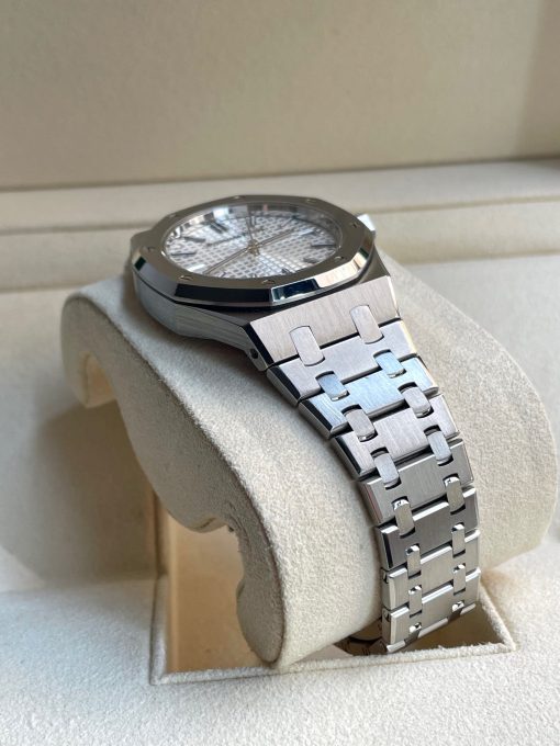 Audemars Piguet Royal Oak Selfwinding  50th Anniversary 2022 37mm