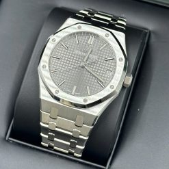 Audemars Piguet Royal Oak ( Replica )