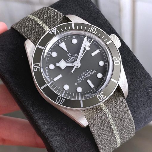 Tudor Black Bay Fifty-Eight 58 UNWORN .925 Silver 39mm