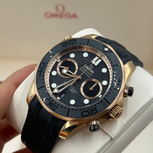 Omega Seamaster Diver 300 M Master Chronometer Chronograph