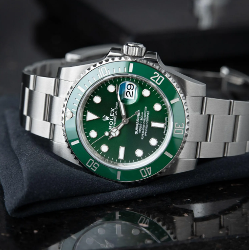 Rolex Submariner Oyster Perpetual Hulk 116610LV Green Dial Steel Bracelet 40mm Men’s Watch